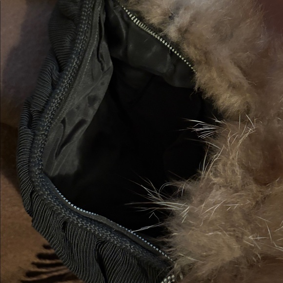 Crystal Fox Muff (Hand Warmer) - Picture 3 of 5
